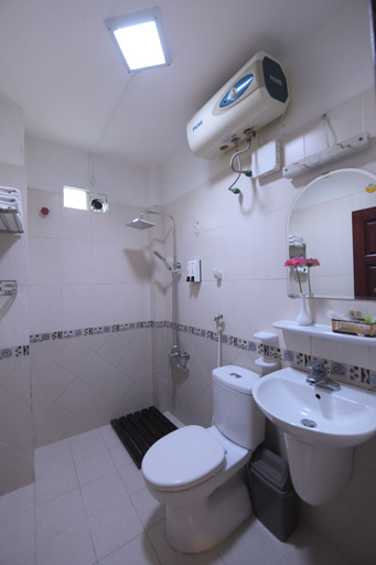 Bathroom 3, Holiday Lakeview Hotel, Hoàn Kiếm