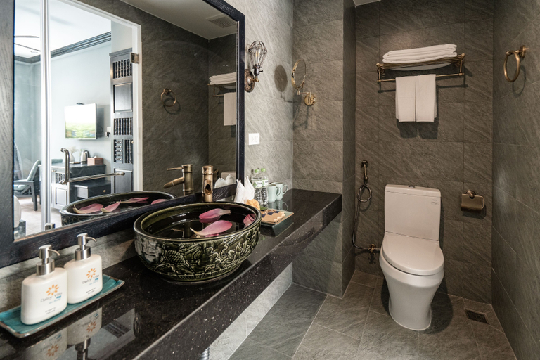 Bathroom 5, Daisy An Bang Villa, Da Nang