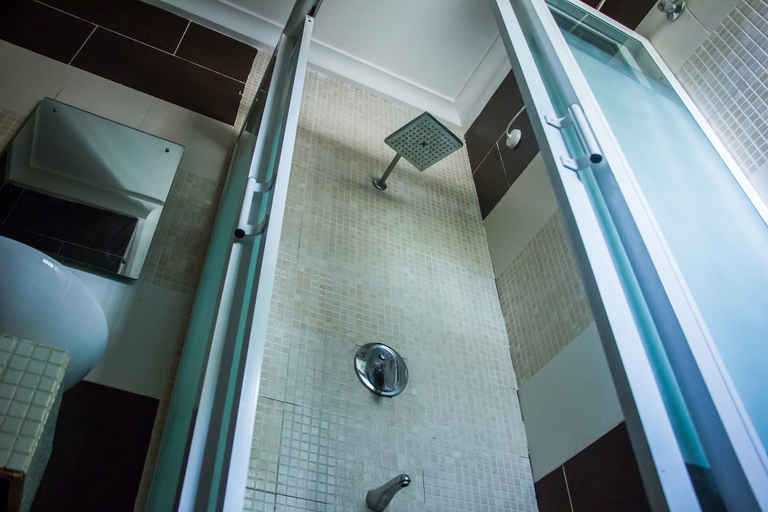 Bathroom 4, Chelsea Suites Annex, Amuwo Odofin