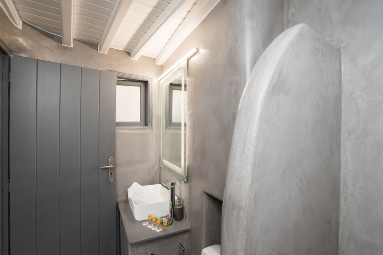 Bathroom 3, Alessios Mykonian Downtown Houses, South Aegean