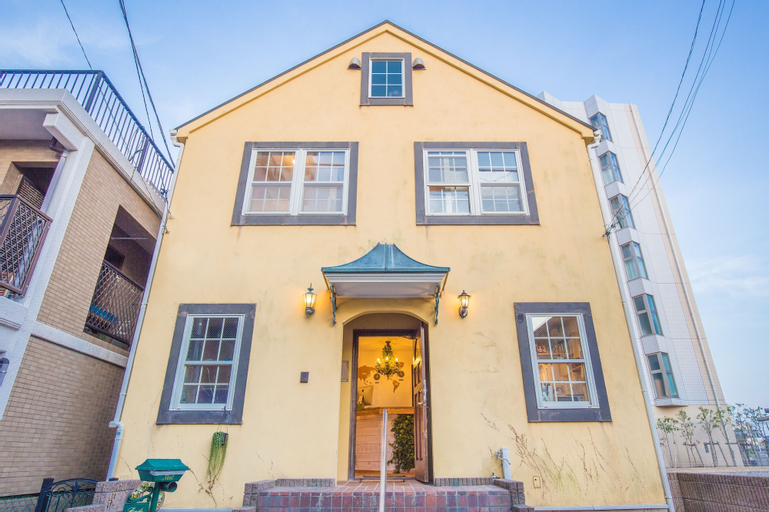 IZA Enoshima Guesthouse&Bar - Hostel, Fujisawa