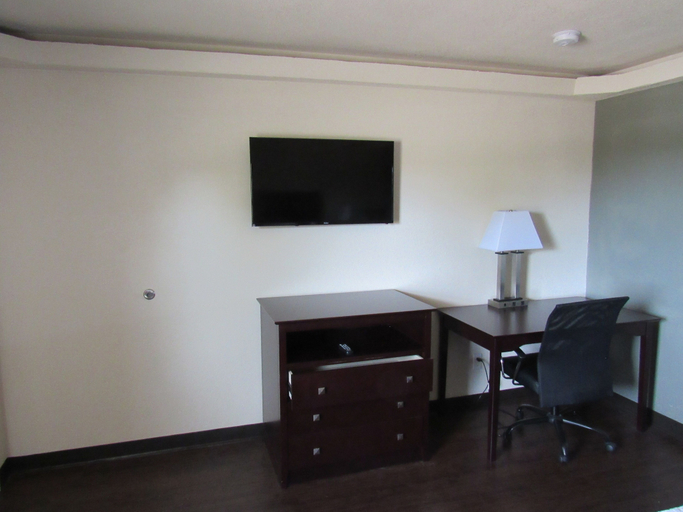 Others 5, Trinity Suites Downtown Dallas, Dallas