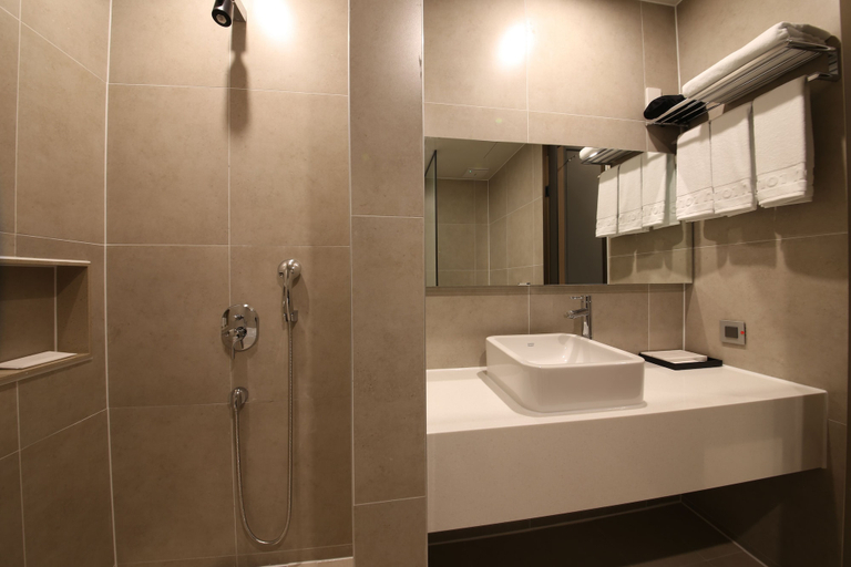 Bathroom 3, Zam 101 Hotel, Gimhae