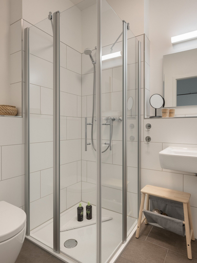 Bathroom 3, Limehome Trier Nikolaus-Leis-Strasse, Trier