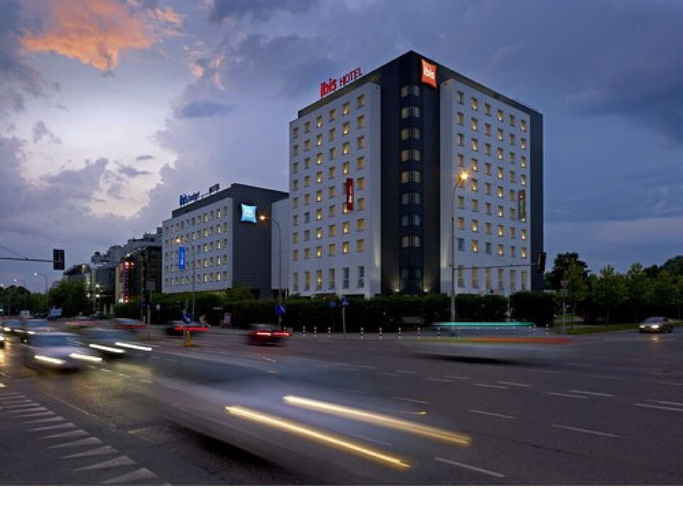 Exterior & Views 2, ibis budget Warszawa Reduta, Warsaw