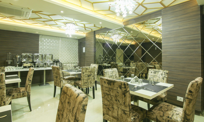 Food & Drinks 5, Treebo Hoops - Airport, VIP Road, North 24 Parganas