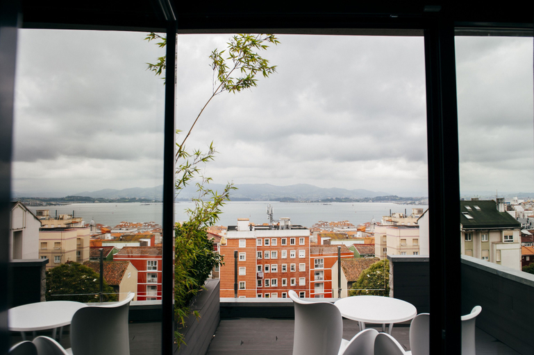 Others 2, Hotel Art Santander, Cantabria