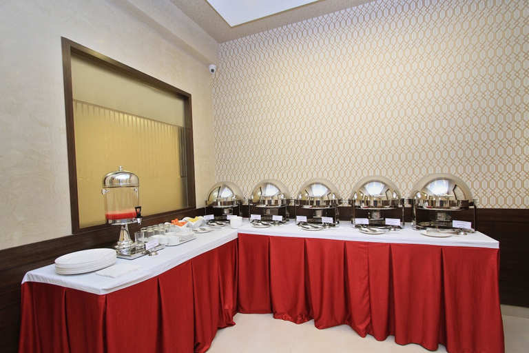 Food & Drinks 5, La Sara Regent, Bangalore