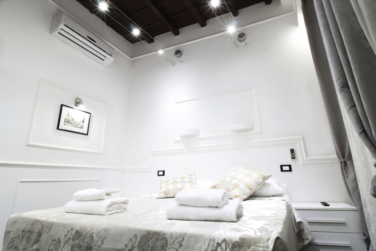 Bedroom 5, Antica Locanda dell'Orso, Rome