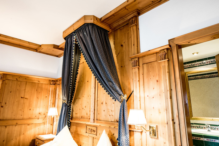 Bedroom 5, Enzian Genziana, Bolzano
