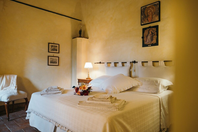 Bedroom 5, Convento San Bartolomeo, Siena