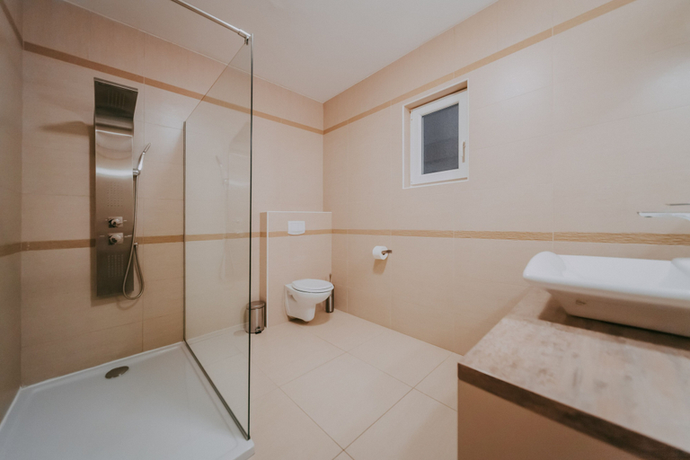 Bathroom 4, Apartments Nadia, Punat