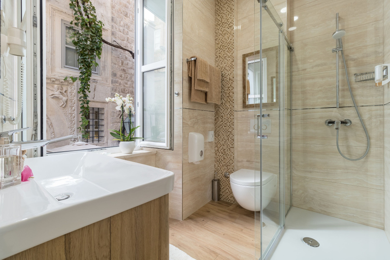 Bathroom 3, Apartments and rooms Perla, Dubrovnik