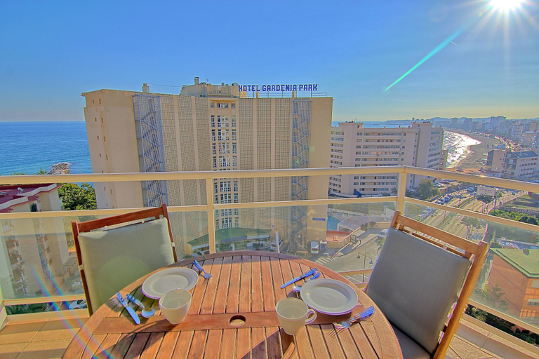 Others 2, Carvajal Seafront Penthouse, Málaga