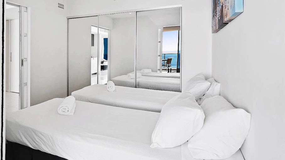 Bedroom 4, H Luxury Residence Apartments - Holiday Paradise, Gold Coast