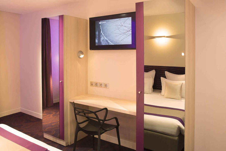 Bedroom 3, Hôtel Brésil Opéra SPA, Paris