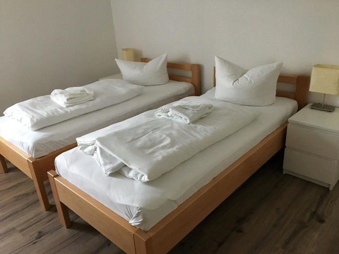 Bedroom 5, Landgasthof Schwabhausen, Gotha
