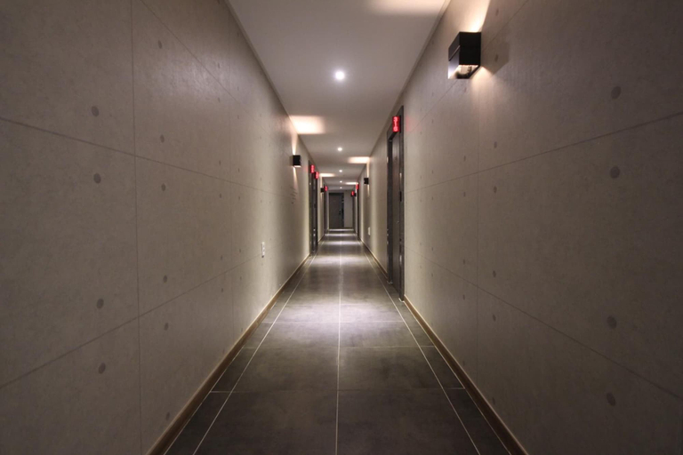 Others 5, Paradise Hotel, Gunsan