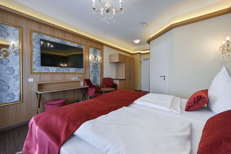 Bedroom 3, Hotel & Restaurant Ludwigs, Ostallgäu