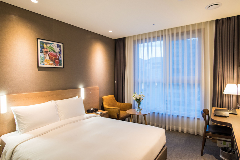 Bedroom 2, IBC Hotel, Jongno