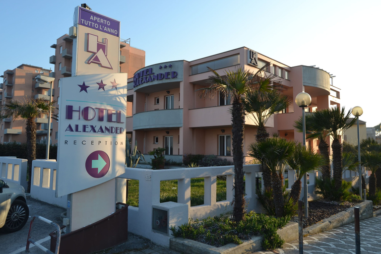 Exterior & Views, Mia Hotel Numana, Ancona