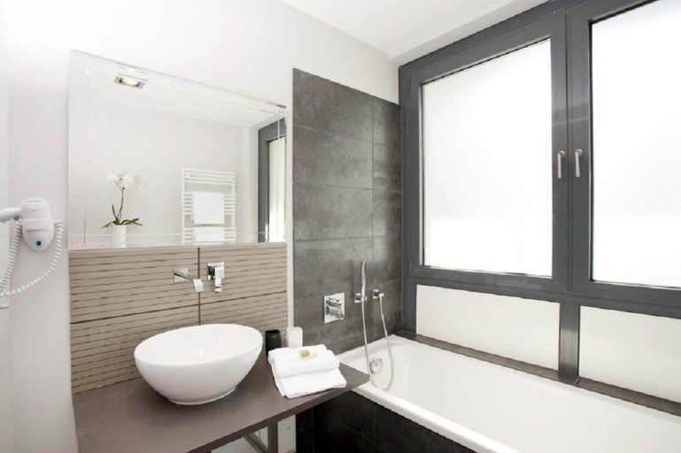 Bathroom 3, Pension Mariposa, Weimar