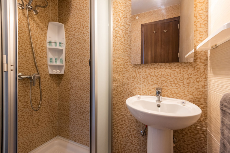 Bathroom 4, Seashells Penthouse Seaview Terrace by Getaways Malta, Saint Paul's Bay