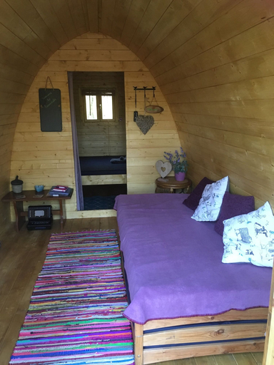 Bedroom, Broomhills Farm River Eco Pods, Cumbria