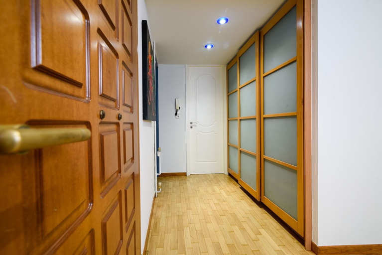 Others 5, A Diamont of 140 m2 Apt, Attica