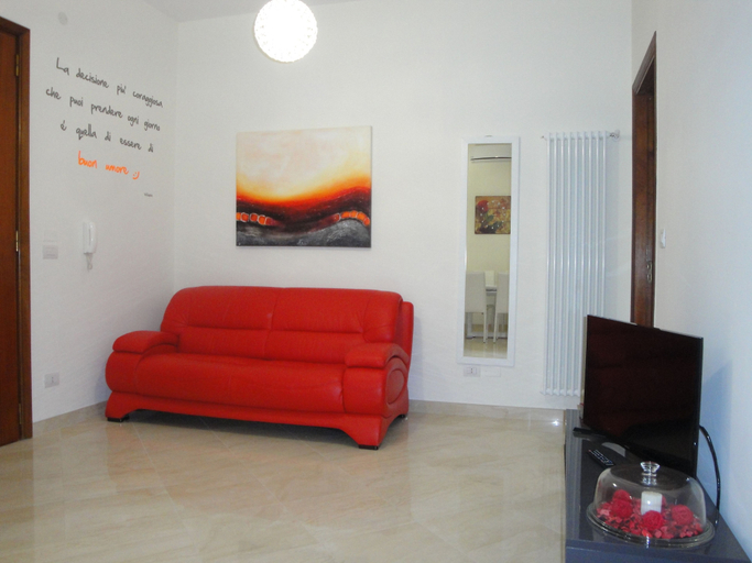 Others 5, Casa Lucia, Lecce