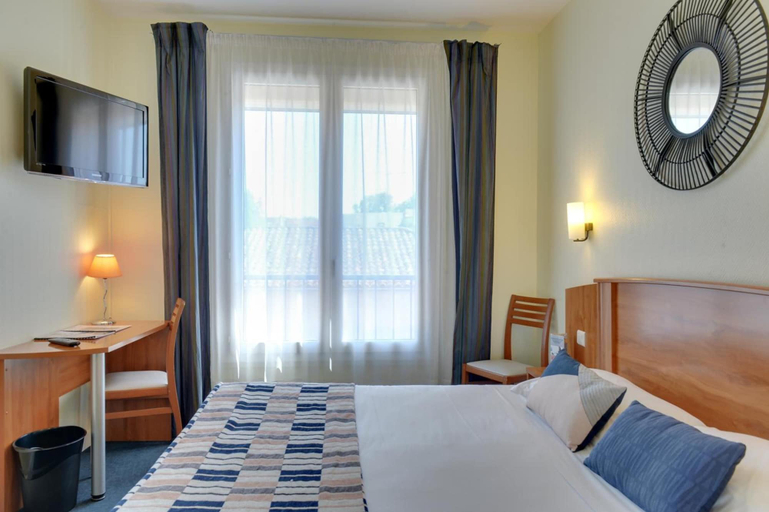 Bedroom 4, Europ'Hôtel, Dordogne