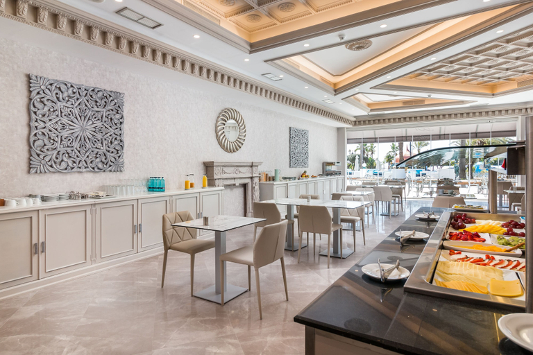 Food & Drinks 5, Park Plaza Suites Apartamentos, Málaga