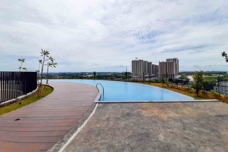 Sport & Beauty, Cozy Studio at Orange County Apartment By Travelio, Cikarang