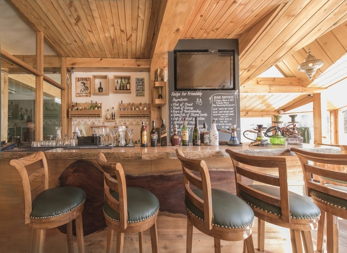 Food & Drinks 5, Whispering Inn by Vivaan, Kullu
