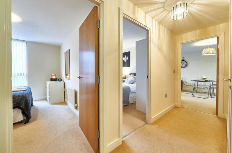 Bedroom 3, Vizion by ShortstayMK, Milton Keynes