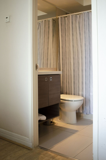 Bathroom 5, Loica Suites, Santiago