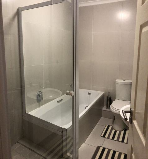 Bathroom, 606 The Beaumont, City of Cape Town