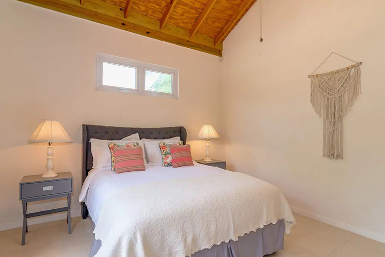 Bedroom 3, Hospitality Expert CP