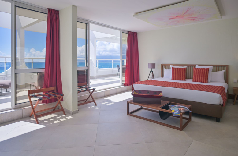 Bedroom 3, Hotel Arawak Beach Resort, Le Gosier