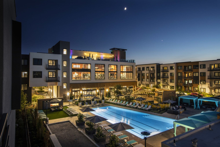 Global Luxury Suites in Menlo Park, San Mateo