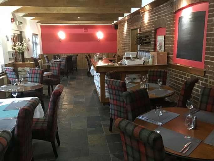 Food & Drinks 4, Le Chateau, Hampshire