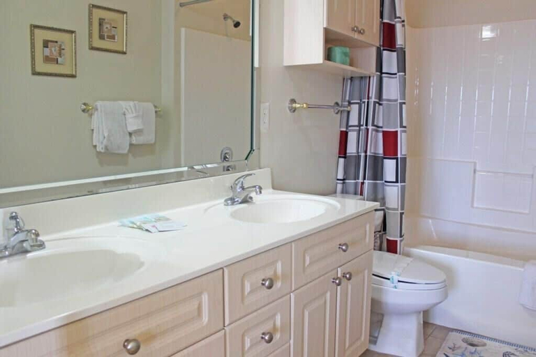 Bathroom 4, Just an 8 Minute Drive to the Beach...., Horry