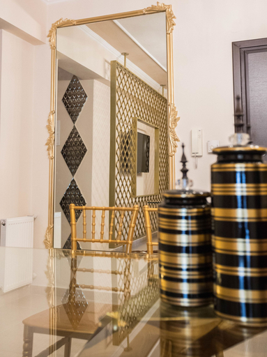 Bathroom 4, Gold Residences, East Macedonia and Thrace