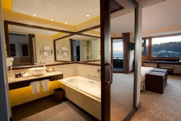 Bathroom 3, Hotel Dreams de los Volcanes - Puerto Varas, Llanquihue