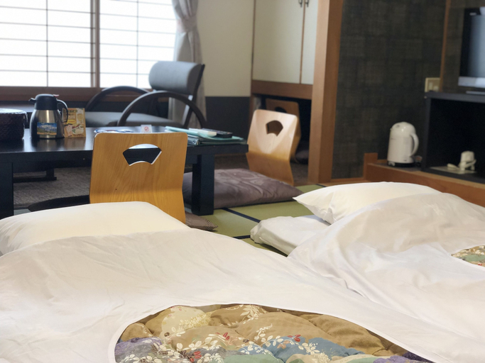 Bedroom 4, Kurobe Kanko Hotel, Ōmachi