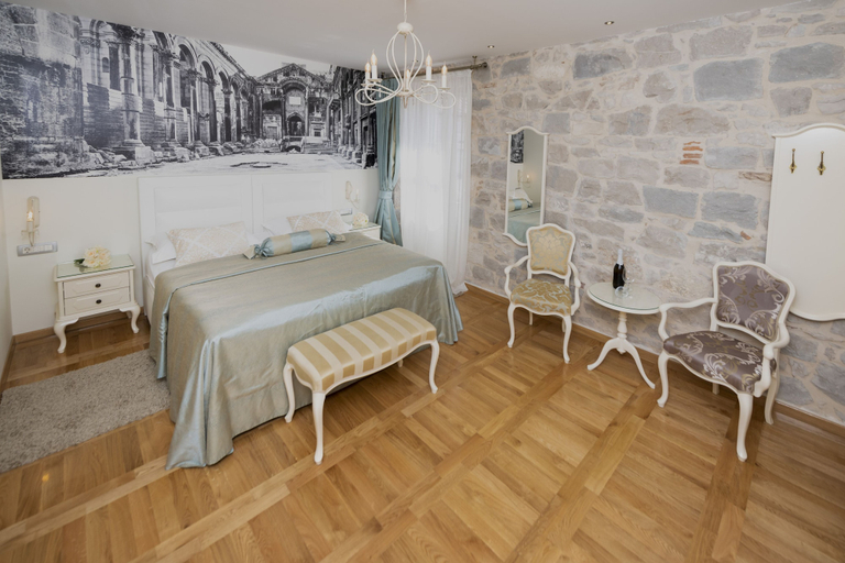 Bedroom 3, Gothic Palace Heritage, Split