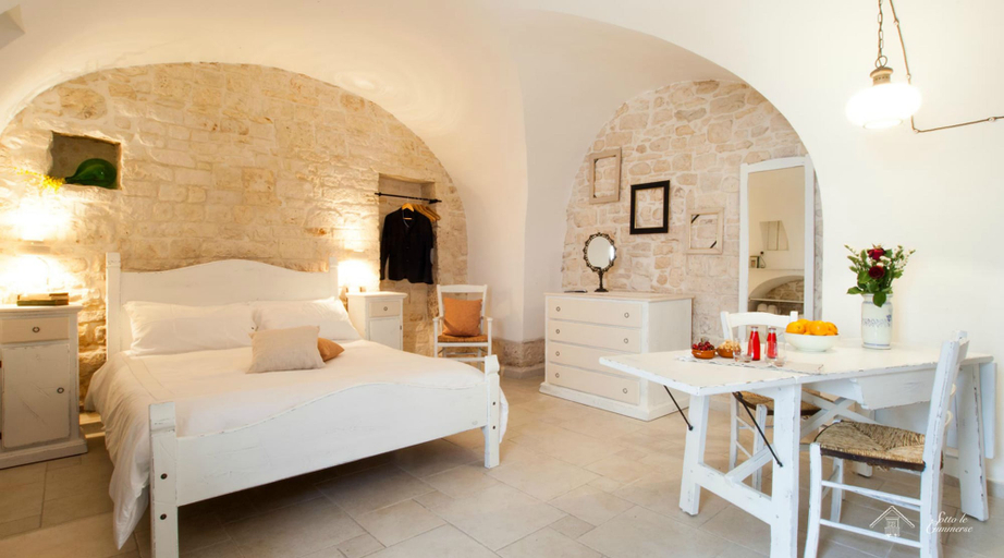 Bedroom 3, Sotto Le Cummerse Albergo Diffuso, Bari