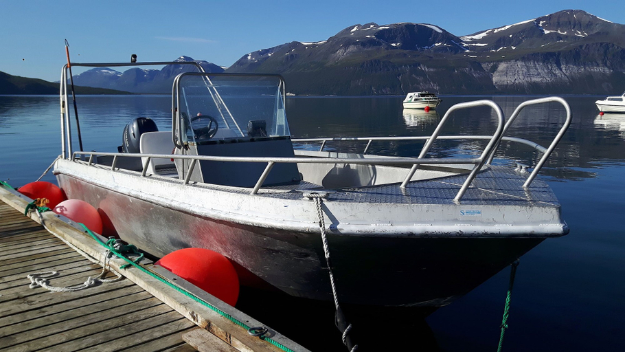 Others 5, Svensby Tursenter, Lyngen
