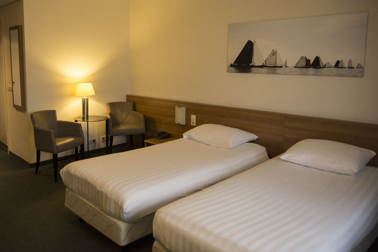 Bedroom 2, Fletcher Hotel-Restaurant Heidehof, Heerenveen
