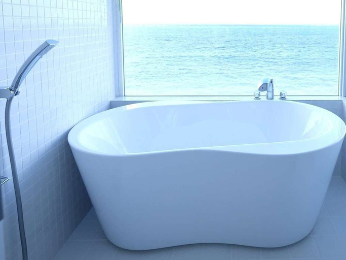 Bathroom 4, Beach Room, Onna